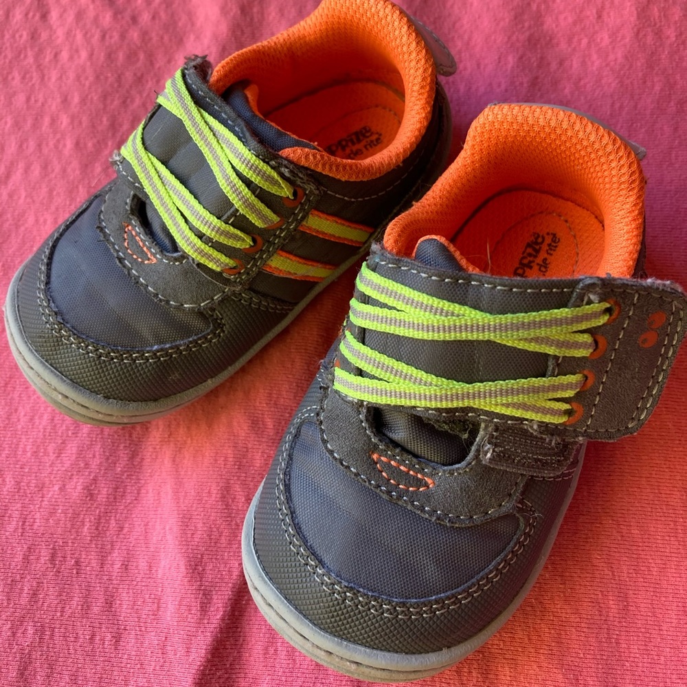 Stride rite infant shoes